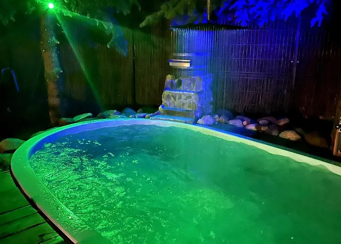 펜션 Mirabelkowe Zacisze *